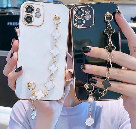 Chic Chain Grip Case