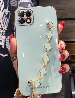 Chic Chain Grip Case
